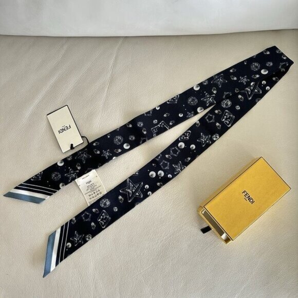 NEW FENDI TWILL SCARF SILK BLUE PLANETS STARS 100% Authentic - Picture 8 of 8